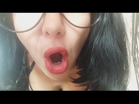 ❤️ Għasel, il-mammma tiegħek mhux se tħallik tmur l-iskola llum... Għandi bżonnek wisq... ❤️❌ Video tal-ħakk f'mt.porn-list.ru ❌❤