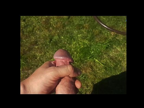 ❤️ Hottie sħun gets pussy roża tagħha fucked u cums bi squirt fi ġnien tas-sajf ❤️❌ Video tal-ħakk f'mt.porn-list.ru ❌❤