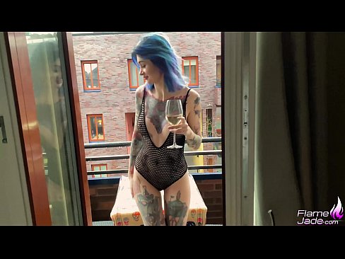❤️ Tfajla Tremenda tirdigħ b'Gulp u Fucking Passjonatament Taħt is-Sema Miftuħ ❤️❌ Video tal-ħakk f'mt.porn-list.ru ❌❤